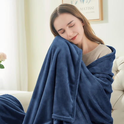 BEDELITE Fleece Blanket Black Throw Blankets for Couch & Bed, Luxury Plush Cozy Fuzzy Blanket 50x60 inches, Super Soft Warm Lightweight Throw Blanket for Travel Camping - Colors B