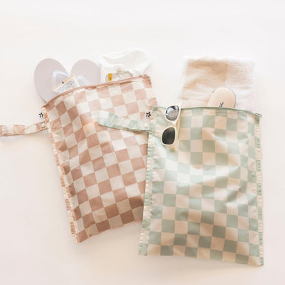 Tiny Twinkle Mess Proof Wet Bags | Reusable Waterproof Wet Bags for Swimsuits | Baby Clothes | Travel & Diaper Bag (Pink, Brown Checkers) - Colors A