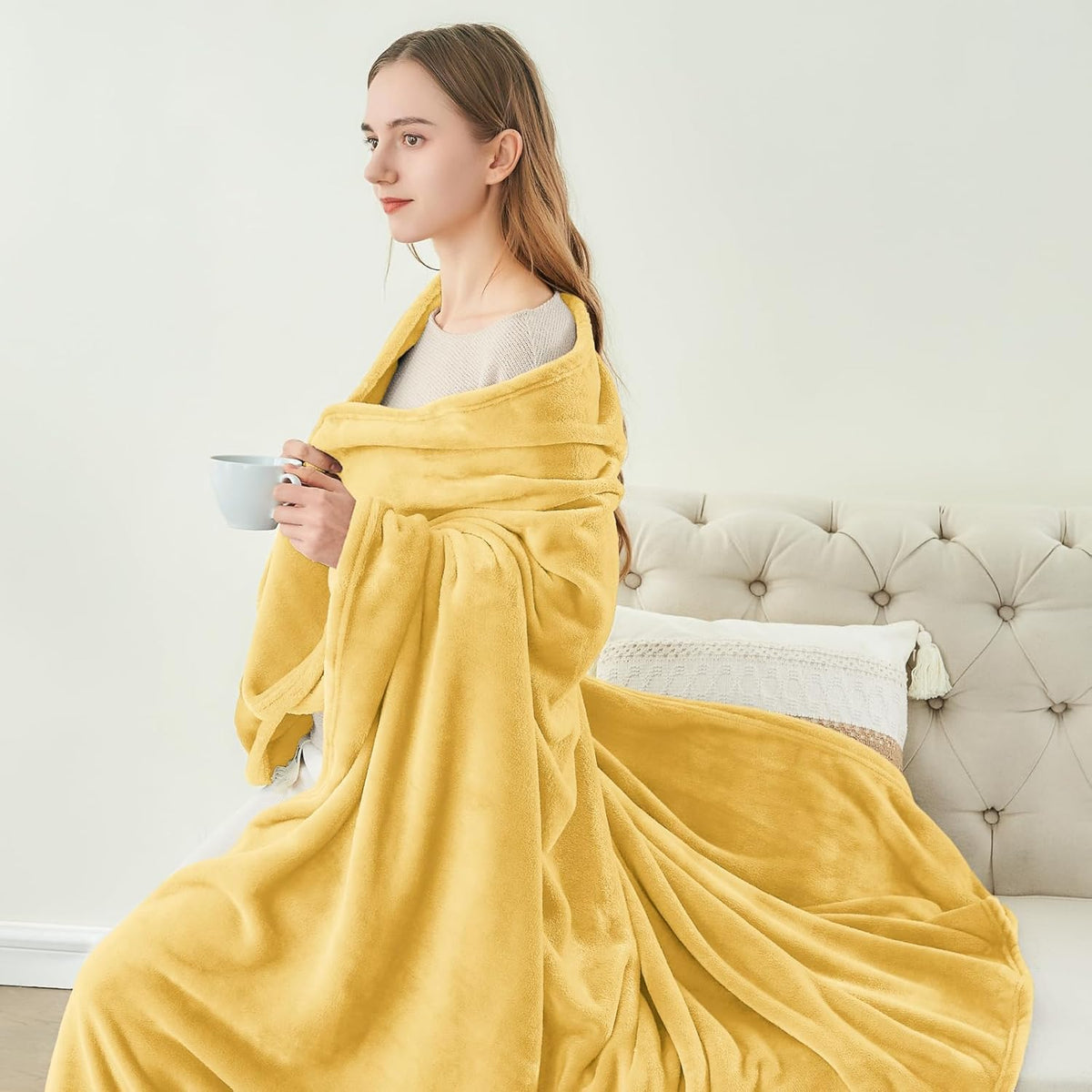 BEDELITE Fleece Blanket Black Throw Blankets for Couch & Bed, Luxury Plush Cozy Fuzzy Blanket 50x60 inches, Super Soft Warm Lightweight Throw Blanket for Travel Camping - Colors B