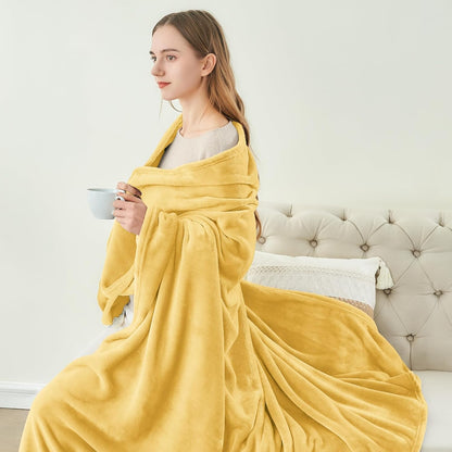 BEDELITE Fleece Blanket Black Throw Blankets for Couch & Bed, Luxury Plush Cozy Fuzzy Blanket 50x60 inches, Super Soft Warm Lightweight Throw Blanket for Travel Camping - Colors B