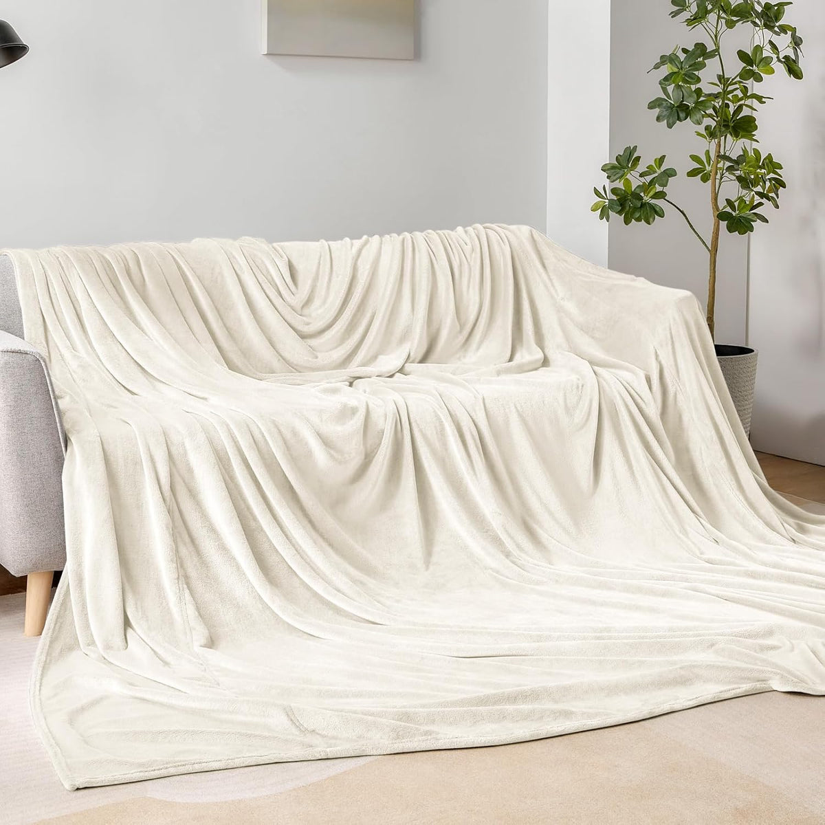 Fleece Blanket Soft Plush Throw for Couch Black 50"x60" - Colors A
