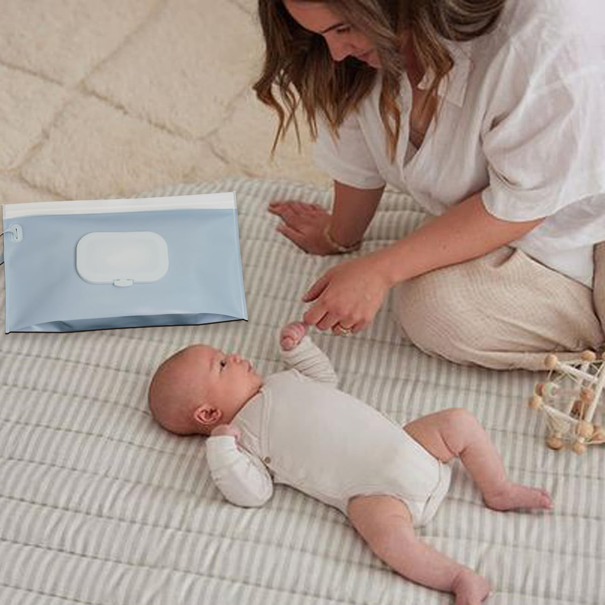 Baby wipes dispenser，portable baby wipes holder for outdoor, Refillable baby wipes container, on the go wet wipe pouch for travel, resuable wipes dispenser for hiking (sage)