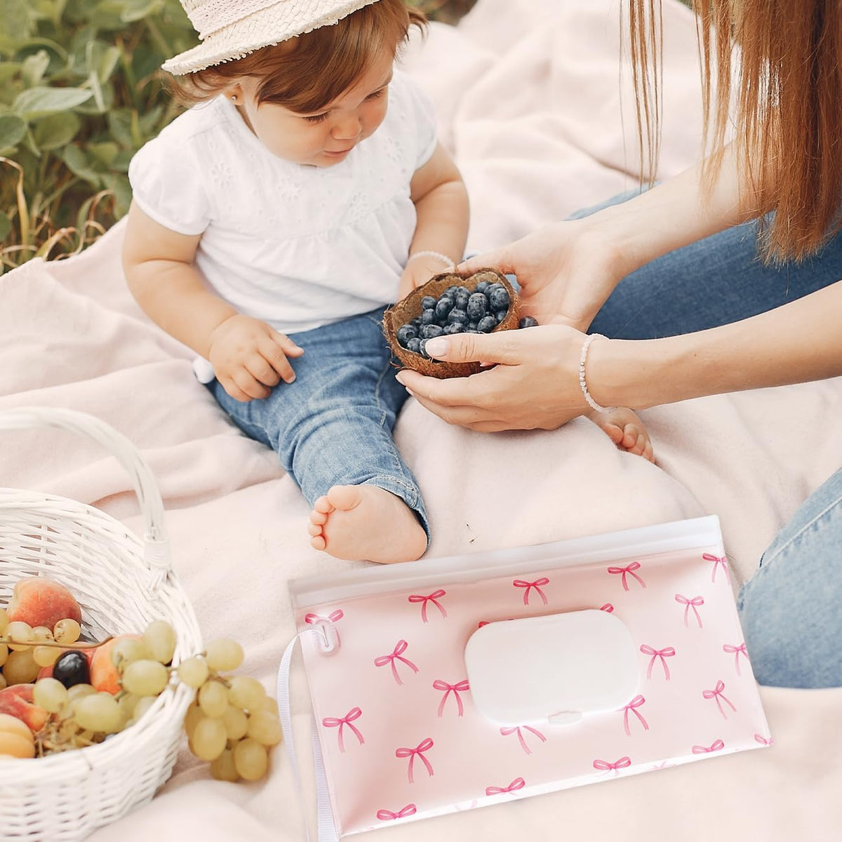 Baby wipes dispenser，portable baby wipes holder for outdoor, Refillable baby wipes container, on the go wet wipe pouch for travel, resuable wipes dispenser for hiking (sage)