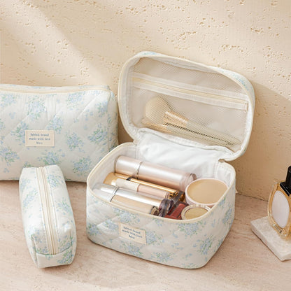 HBselect Quilted Makeup Bag, 3PCS Cotton Large Travel Makeup Bag, Cute Floral Coquette Make up Bag Cosmetic Bag Toiletry Bag for Women Girls - Colors B