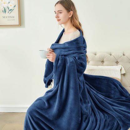 BEDELITE Fleece Blanket Black Throw Blankets for Couch & Bed, Luxury Plush Cozy Fuzzy Blanket 50x60 inches, Super Soft Warm Lightweight Throw Blanket for Travel Camping - Colors B