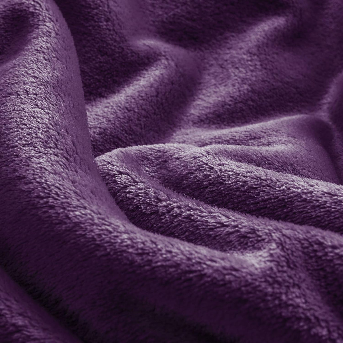 BEDELITE Fleece Blanket Black Throw Blankets for Couch & Bed, Luxury Plush Cozy Fuzzy Blanket 50x60 inches, Super Soft Warm Lightweight Throw Blanket for Travel Camping - Colors B