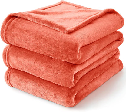 BEDELITE Fleece Blanket Black Throw Blankets for Couch & Bed, Luxury Plush Cozy Fuzzy Blanket 50x60 inches, Super Soft Warm Lightweight Throw Blanket for Travel Camping - Colors B
