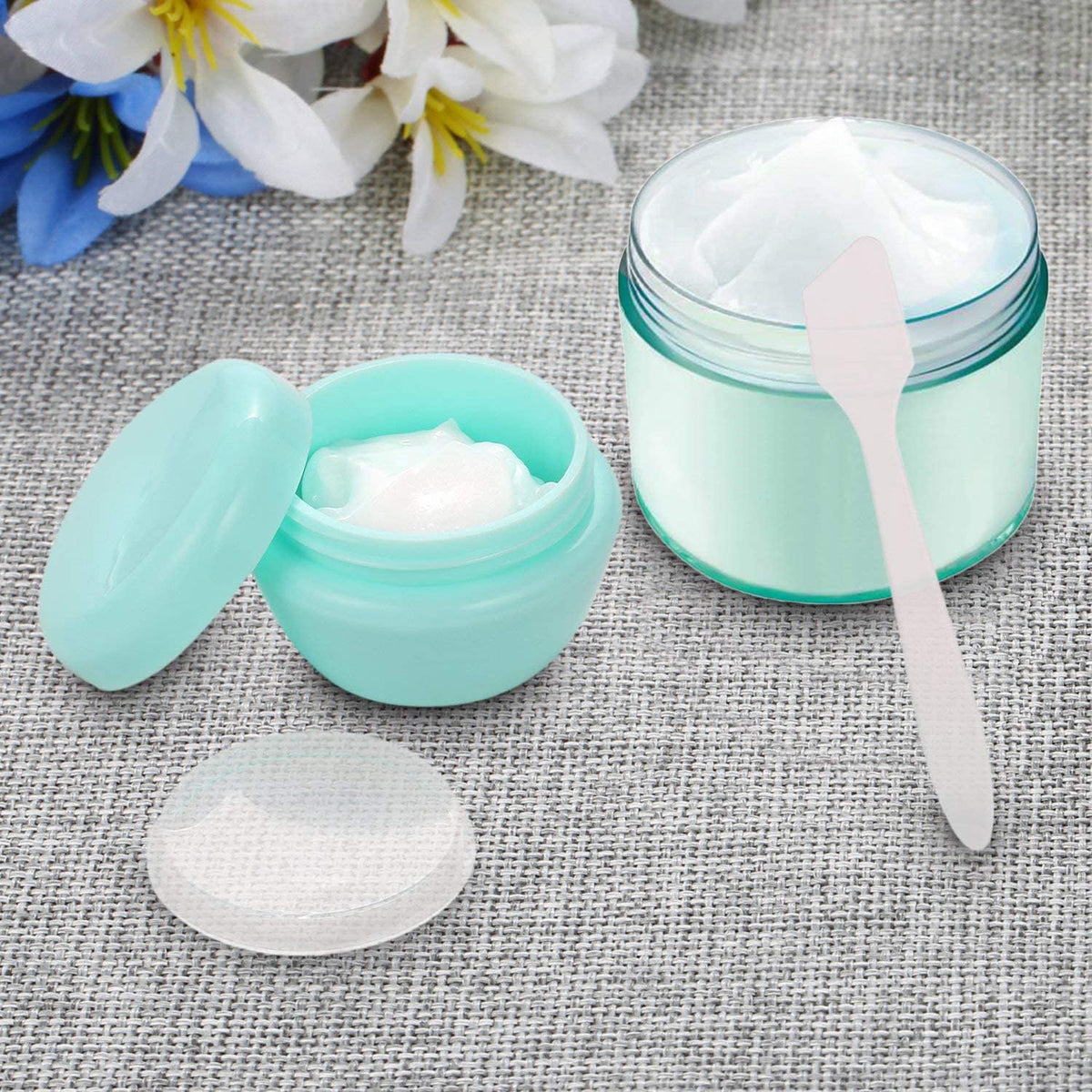 Travel Accessories Toiletry Containers, 1 oz Plastic Little Jars for Creams, Compact Travel Size Containers with Leak proof Lids for Face Hand Body Cream (6 Pieces)