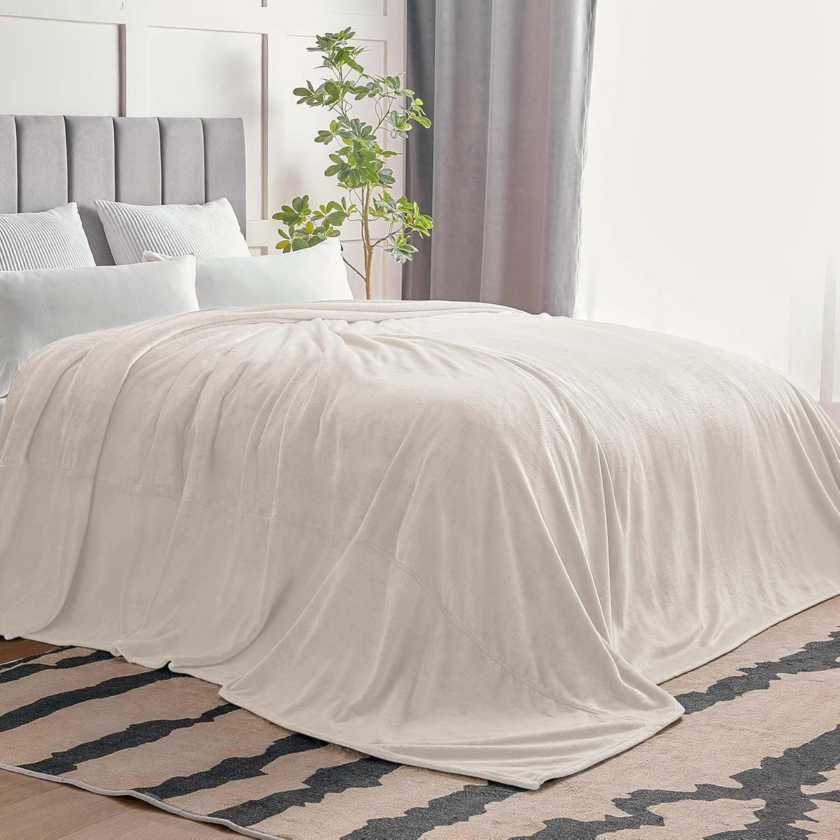 Fleece Blanket Soft Plush Throw for Couch Black 50"x60" - Colors A