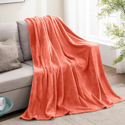 BEDELITE Fleece Blanket Black Throw Blankets for Couch & Bed, Luxury Plush Cozy Fuzzy Blanket 50x60 inches, Super Soft Warm Lightweight Throw Blanket for Travel Camping - Colors B