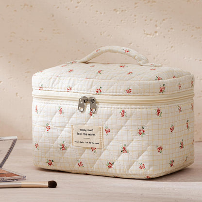 HBselect Quilted Makeup Bag, 3PCS Cotton Large Travel Makeup Bag, Cute Floral Coquette Make up Bag Cosmetic Bag Toiletry Bag for Women Girls - Colors A