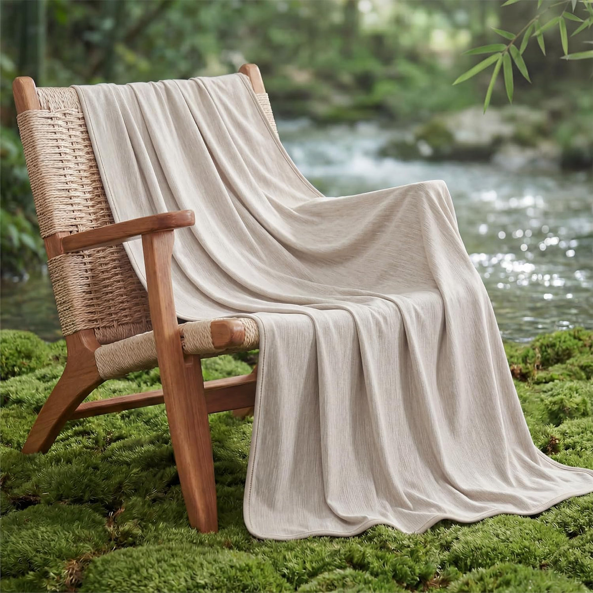 Bedsure Silky Soft Summer Cooling Blanket for Hot Sleepers, Rayon Derived from Bamboo Cold Throw Blanket for Couch, Lightweight Bed Cooling Throw Camping Picnic Travel Outdoor Dorm Essentials, 50x70