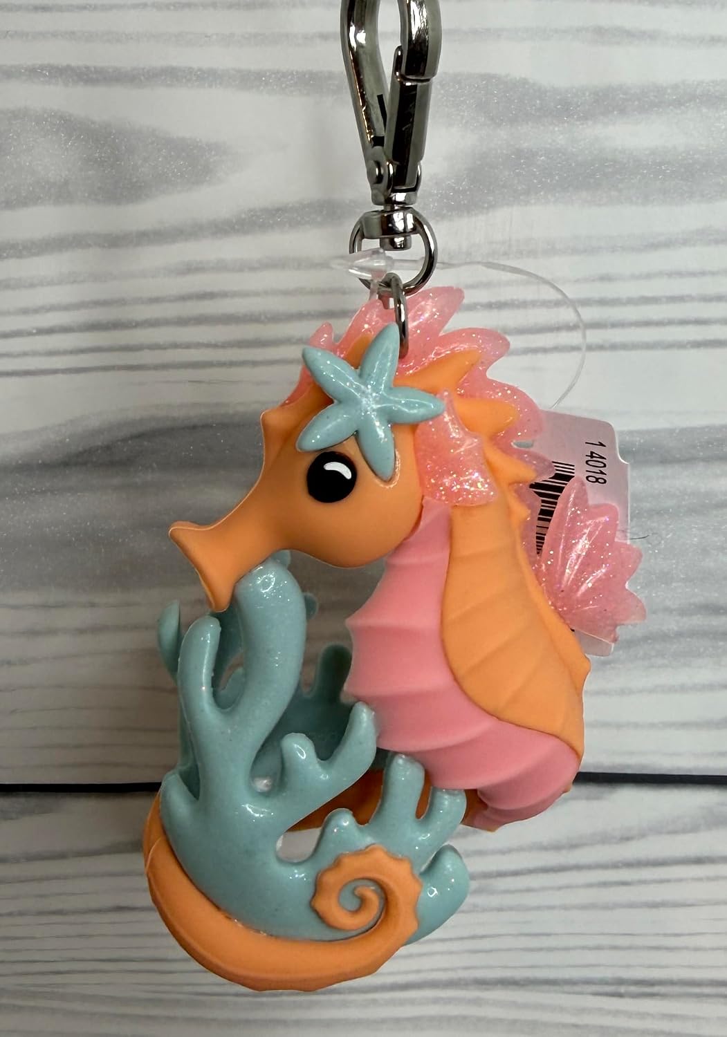 Bath and Body Works Seahorse with Glitter on Reef Pocketbac Hand Sanitzer Holder