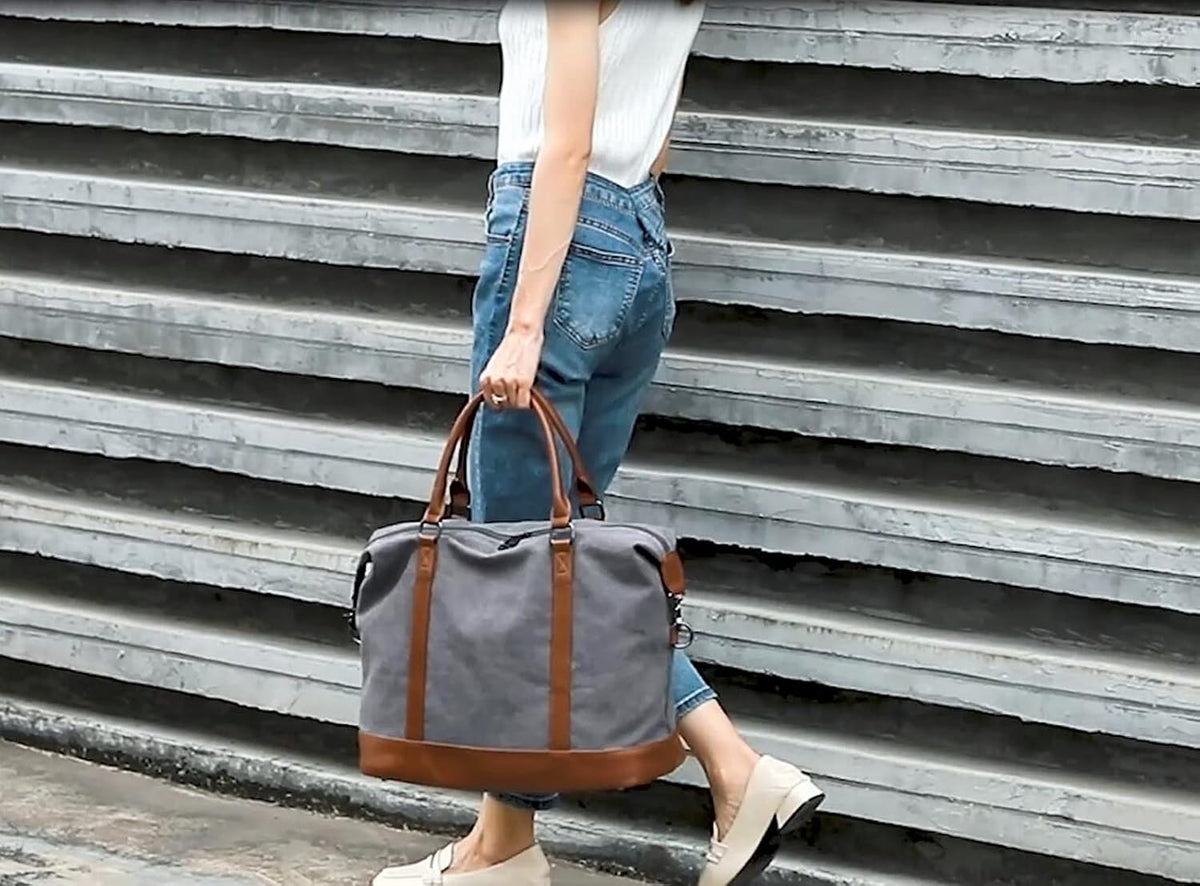 Travel Tote Bags with Zipper Ladies Canvas Bag Weekender Overnight Bag for Women Carry on Duffel Bag Trolley Sleeve