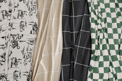 Soft Pink Checkered Dual-Sided Travel Blanket with Carrying Bag