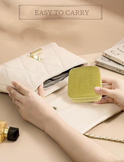 Travel Jewelry Case Small Jewelry Box Jewelry Organizer Storage Case Portable PU Leather Mini Jewelry Travel Case for Girls Womens Earring, Necklace, Rings,Bracelets