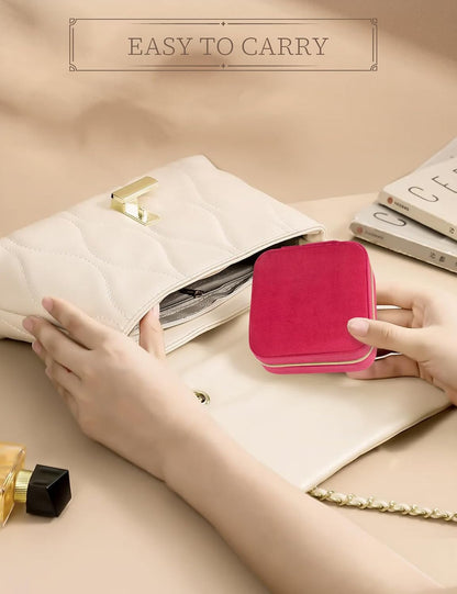 Travel Jewelry Case Small Jewelry Box Jewelry Organizer Storage Case Portable PU Leather Mini Jewelry Travel Case for Girls Womens Earring, Necklace, Rings,Bracelets